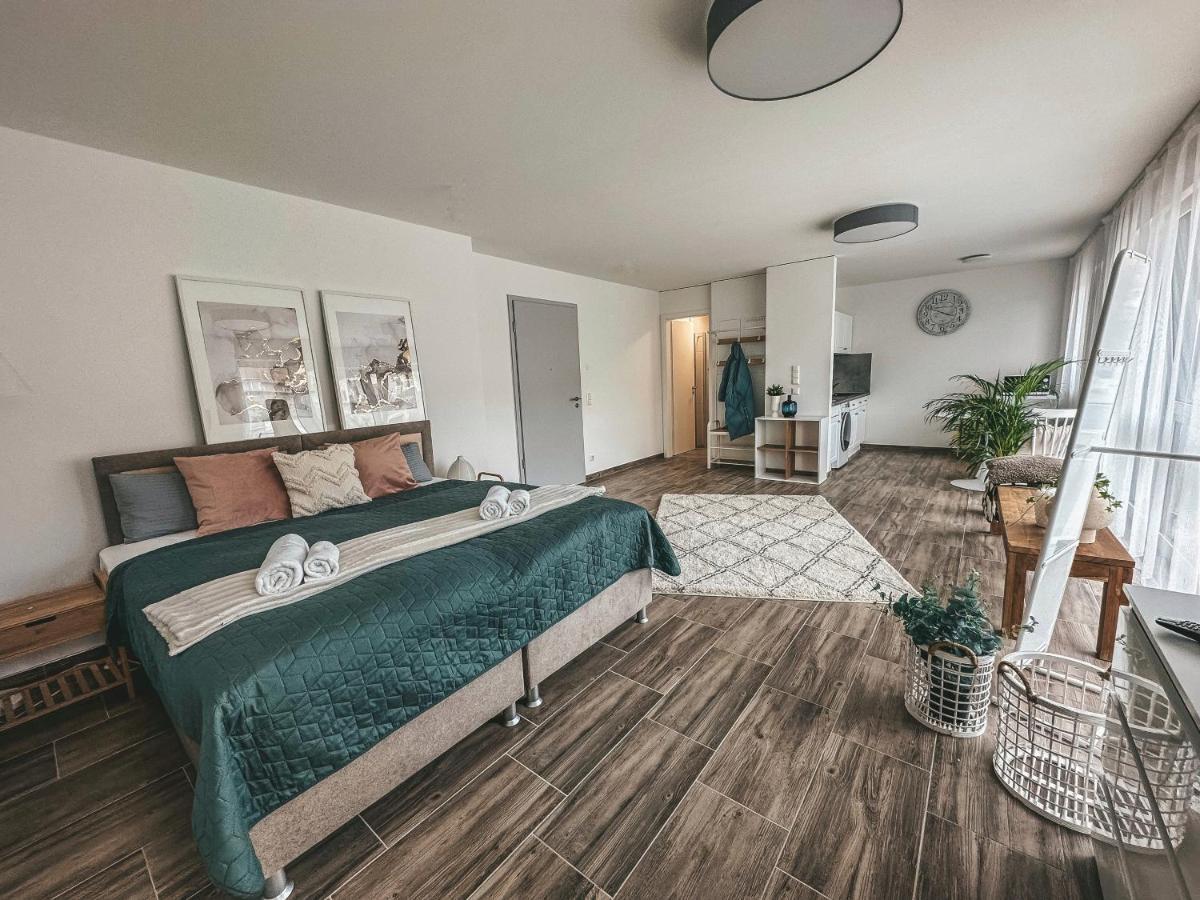 Sali Homes Elegant And Stylish Retreat In Heart Of Bayreuth, Close To River Esterno foto