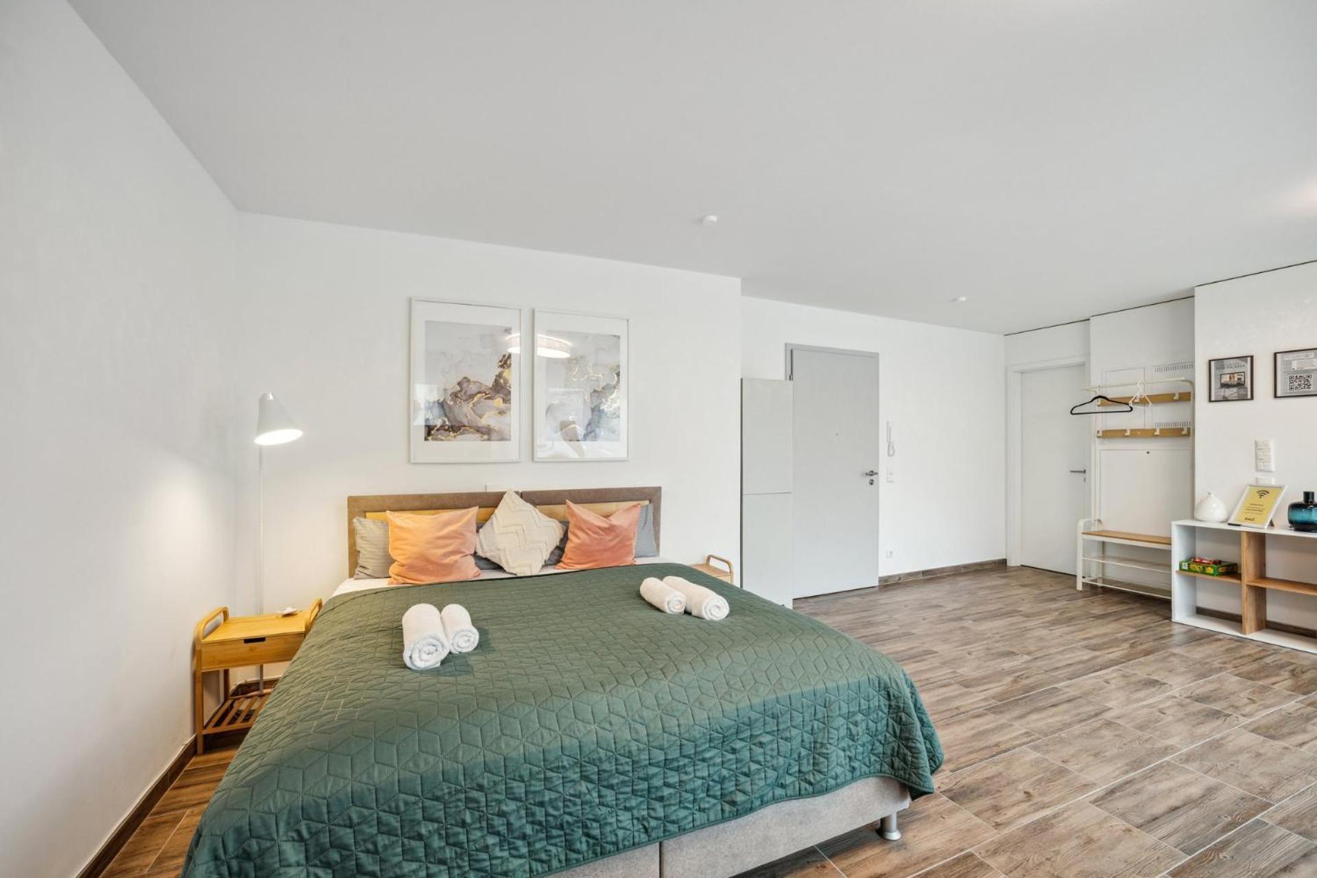 Sali Homes Elegant And Stylish Retreat In Heart Of Bayreuth, Close To River Esterno foto